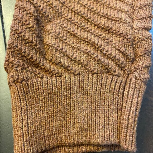 Sonoma Cable Knit Sweater In Warm Chestnut Brown - Size Large - Picture 12 of 14